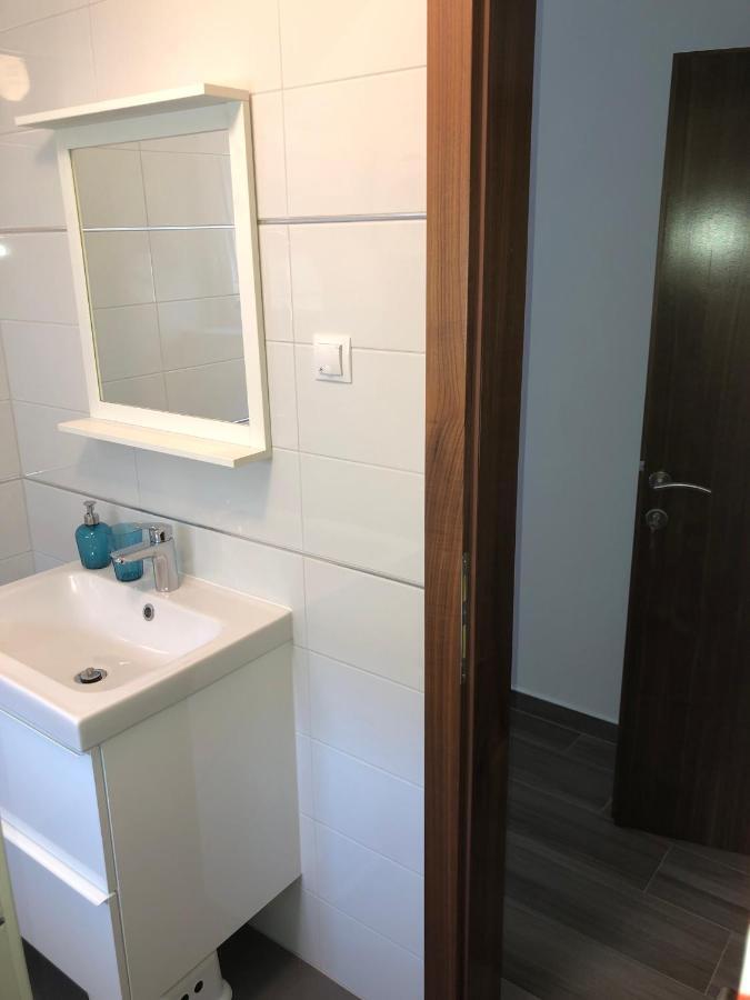 Apartmani Gavran Сукошан Экстерьер фото